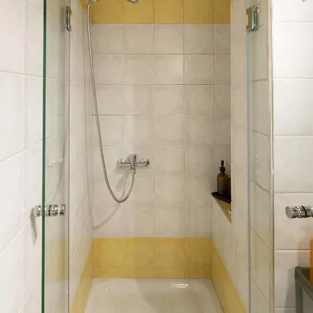 Апартаменты Seaview Serenity